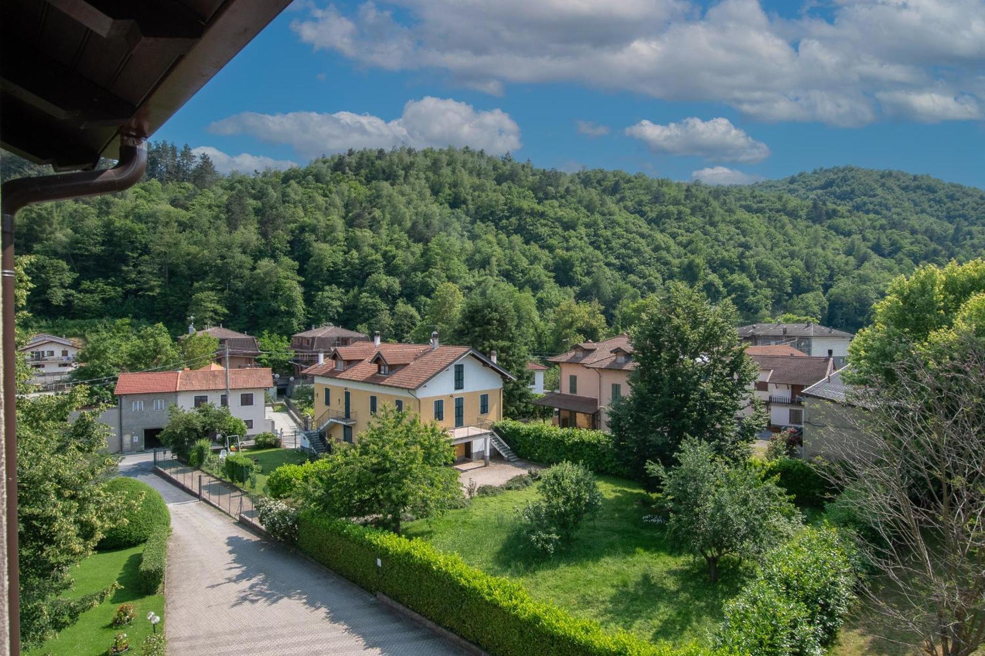 Hotel Villa Elia Calizzano Exteriér fotografie